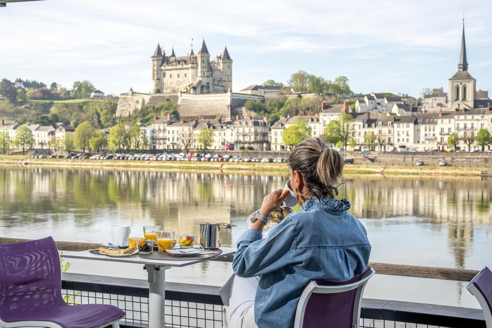 Mercure Bords De Loire Saumur Exterior foto