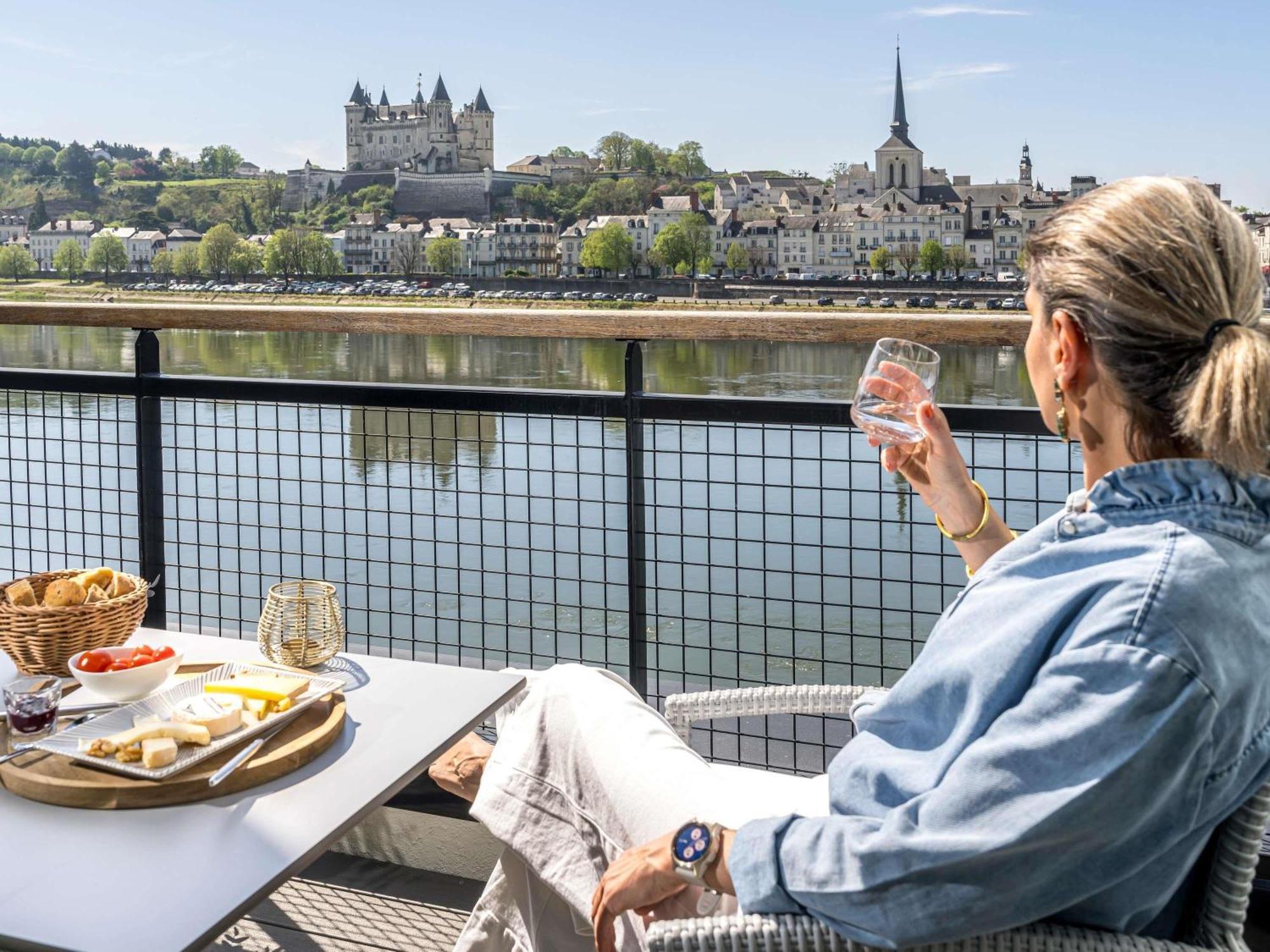 Mercure Bords De Loire Saumur Exterior foto